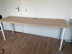 Bureau ikea met verstelbare poten, Huis en Inrichting, Bureaus, Ophalen, Zo goed als nieuw, Bureau