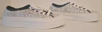 Tommy hilfiger platform gympen maat 37 wit zomer schoenen beschikbaar voor biedingen