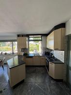 Keuken inclusief apparatuur, Huis en Inrichting, Keuken | Complete keukens, Ophalen of Verzenden, Zo goed als nieuw, Hoekkeuken