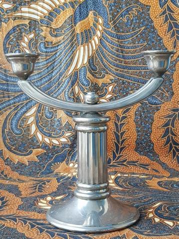 Mooie zware Art Deco tweelichts kandelaar uit Engeland. beschikbaar voor biedingen