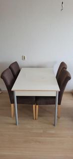 Uitschuifbare eettafel met 4 stoelen, Huis en Inrichting, Tafels | Eettafels, Overige materialen, Gebruikt, 100 tot 150 cm, Modern