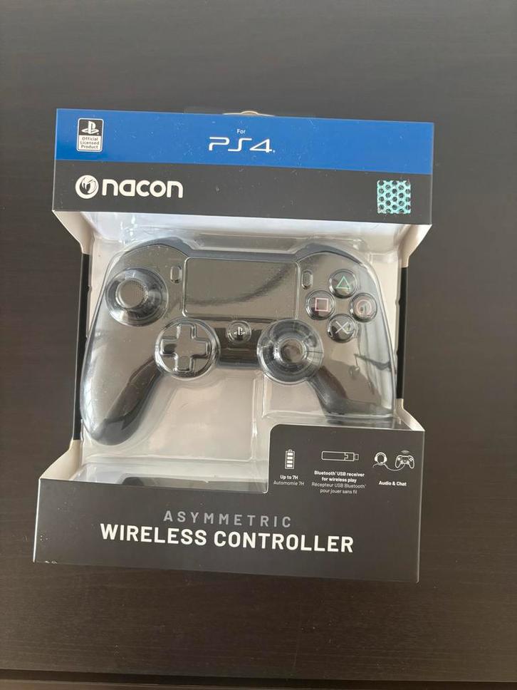 Nacon Asymmetric Wireless Controller PS4 - Nieuw in doos!, Spelcomputers en Games, Spelcomputers | Overige Accessoires, Nieuw