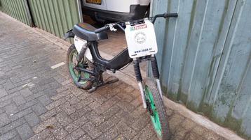Tomos crossframe tomos a35(geen kenteken) beschikbaar voor biedingen