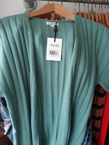 Nieuw vestje maat L c&s beschikbaar voor biedingen