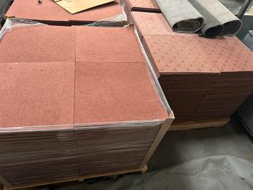 Tapijttegels 50x50 cm goedkoop!!! beschikbaar voor biedingen