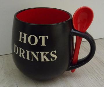 Unieke set van vier mokken / bekers / kommen van Hot Drinks beschikbaar voor biedingen