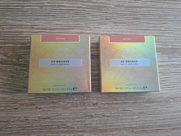 2 nieuwe revolution XX Bronzer demo (advr 327) beschikbaar voor biedingen