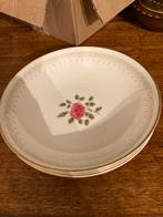 3 Sweetheart Rose Royal Doulton Schaaltjes, Huis en Inrichting, Woonaccessoires | Schalen en Manden, Ophalen, Gebruikt, Porselein of Keramiek
