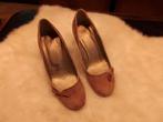 Oud roze pumps. Maat 38., Ophalen of Verzenden, Zo goed als nieuw, Roze