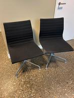 Twee Eames bureaustoelen, Ophalen, Gebruikt, Twee, Zwart