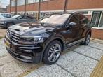 Volkswagen Tiguan R-Line 4WD 1.5 TSI ACT Keyless 360, Zwart, 4 cilinders, Leder en Stof, Zwart