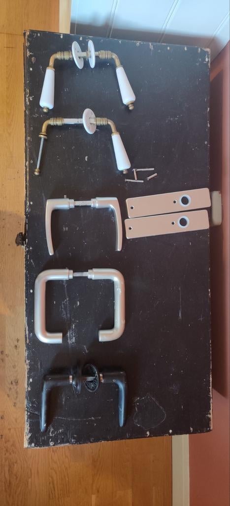 Gratis op te halen: deurklinken, Ophalen, Gebruikt, Overige materialen, Klink of Kruk