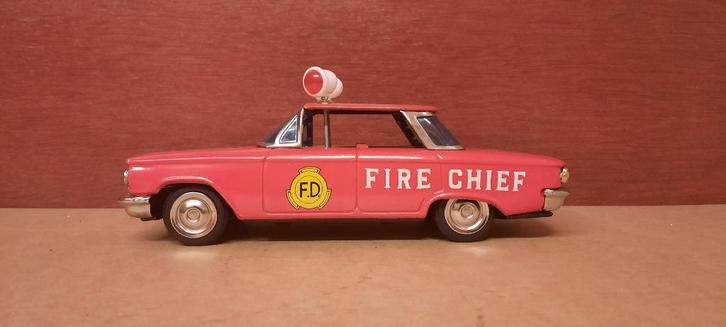 Vintage blikken speelgoedauto ICHIKO “FIRE CHIEF”, Verzamelen, Overige Verzamelen, Zo goed als nieuw, Ophalen of Verzenden
