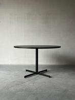 Vintage bauhaus ronde eettafel, Ophalen, Zo goed als nieuw