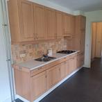 Landelijke eiken keuken met inbouwapparatuur, Huis en Inrichting, Keuken | Complete keukens, Ophalen, Graniet of Steen