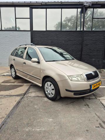 Skoda Fabia NIEUWE APK 1.4 Combi 55KW 2004 Beige beschikbaar voor biedingen