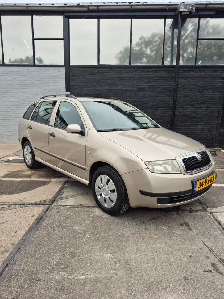 Skoda Fabia NIEUWE APK 1.4 Combi 55KW 2004 Beige, Auto's, Skoda, Particulier, Fabia, Benzine, C, Stationwagon, Handgeschakeld