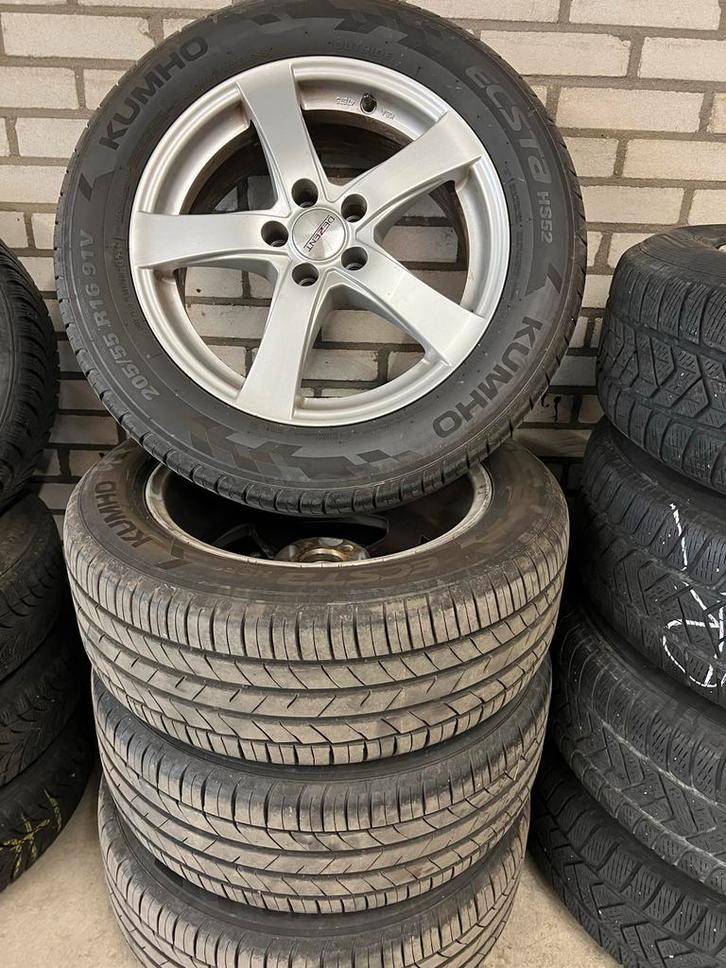 Nieuwe 205/55R16 Velgen met Banden -polo, Auto diversen, Auto-accessoires, Nieuw, Ophalen of Verzenden