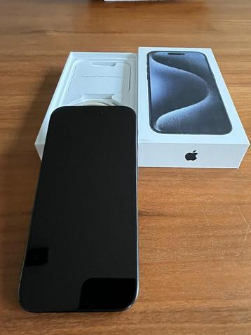 Nette Iphone 15 Pro, 256 gb beschikbaar voor biedingen