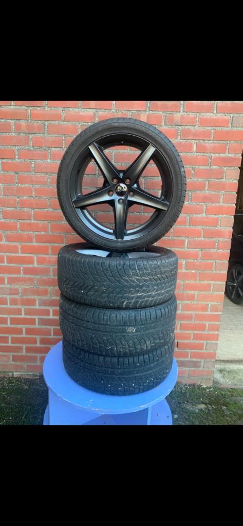 Ronal Winterset 235/40R18, Auto-onderdelen, Banden en Velgen, Banden en Velgen, Winterbanden, 18 inch, 235 mm, Personenwagen, Gebruikt