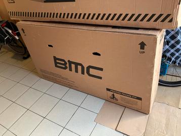 In prijs verlaagd 2 nieuwe fietsdozen / vliegtuigdozen beschikbaar voor biedingen