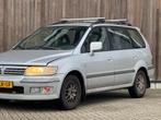 Mitsubishi Space Wagon 2.4 GDI Shogun 7p. EXPORT, Auto's, Mitsubishi, Stof, Gebruikt, Zwart, 4 cilinders