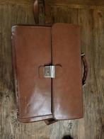 Lederen tas cognac voor laptop merk Castelijn & Beerens, Computers en Software, Laptoptassen, Ophalen of Verzenden, 15 inch, Gebruikt