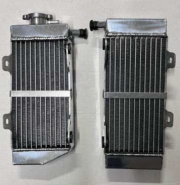 Radiateurs Honda cr125 cr250 cr500 crf250 crf450 – Nieuw – beschikbaar voor biedingen
