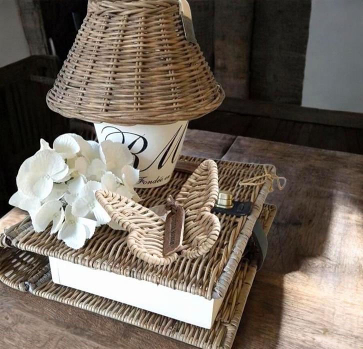 RIVIÈRA MAISON BOOKCASE & HURRICANE & VLINDER, Huis en Inrichting, Woonaccessoires | Overige, Ophalen of Verzenden