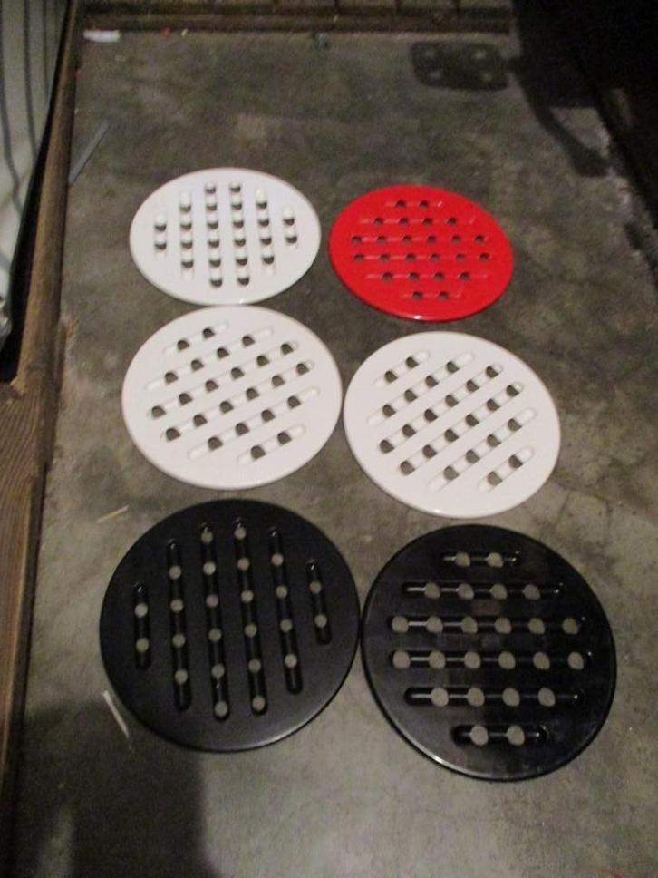 Onderzetters (verschillende kleuren), Huis en Inrichting, Keuken | Keukenbenodigdheden, Zo goed als nieuw, Ophalen of Verzenden