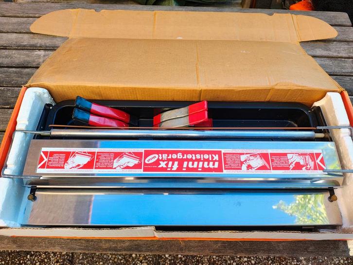 Behangplakmachine merk minifix, Boeken, Partijen en Verzamelingen, Zo goed als nieuw, Ophalen of Verzenden