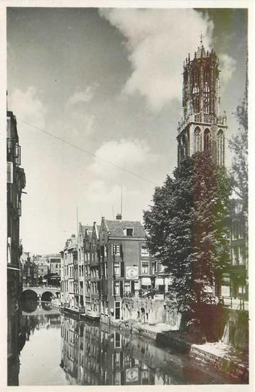 (300-402-001) Utrecht Oude Gracht Domtoren beschikbaar voor biedingen