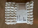 IKEA SVARTPOPPEL Kussen - 50x50 cm - Nieuw, Ophalen, Nieuw, Beige, Vierkant