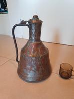 Prachtige antieke koperen kan met vast deksel (hoogte 37cm), Ophalen of Verzenden, Koper