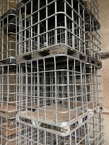 IBC Kratten - Staal/Kunststof Bodem beschikbaar voor biedingen