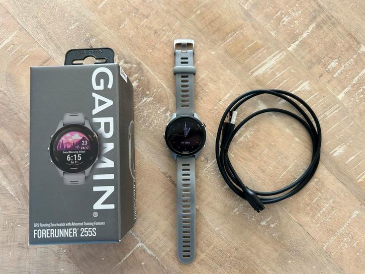 Garmin Forerunner 255s - Grijs (zie omschrijving), Sieraden, Tassen en Uiterlijk, Sporthorloges, Gebruikt, iOS, Grijs, Stappen