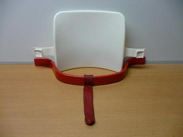 Stokke Tripp Trapp rugje en rode beugel met leertje. beschikbaar voor biedingen