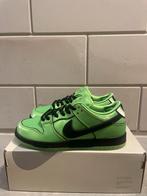 Nike SB Dunk Low x power puff girls - Maat 38 - Nieuw, Ophalen of Verzenden, Nieuw, Overige kleuren, Sneakers of Gympen