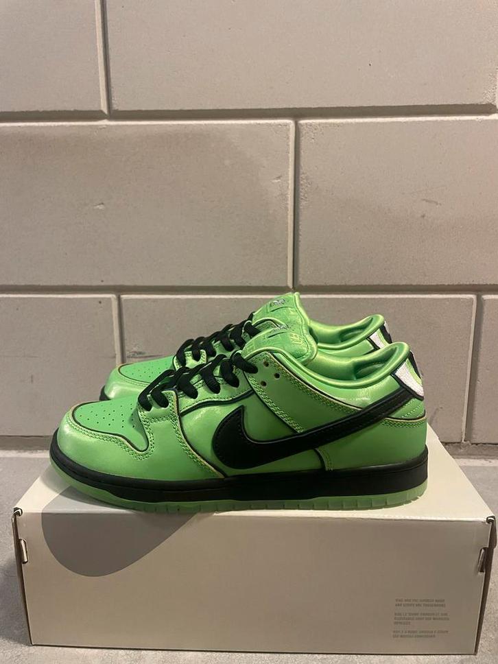 Nike SB Dunk Low x power puff girls - Maat 38 - Nieuw, Kleding | Heren, Schoenen, Nieuw, Sneakers of Gympen, Overige kleuren, Ophalen of Verzenden