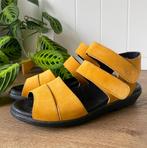 Gele Wolky Sandalen - Maat 38, Kleding | Dames, Schoenen, Ophalen of Verzenden, Gedragen, Geel, Sandalen of Muiltjes