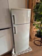 Koelkast met vriezer van AEG, 200 liter of meer, Met aparte vriezer, Ophalen of Verzenden, Zo goed als nieuw