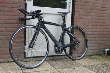 triatlonfiets beschikbaar voor biedingen