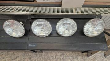 4 stuks PAR 64 lamp 500 watt.  beschikbaar voor biedingen