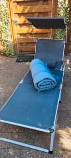 Ligbed met zonnescherm en ligbedkussen, Tuin en Terras, Ophalen, Zo goed als nieuw, Metaal, Verstelbaar