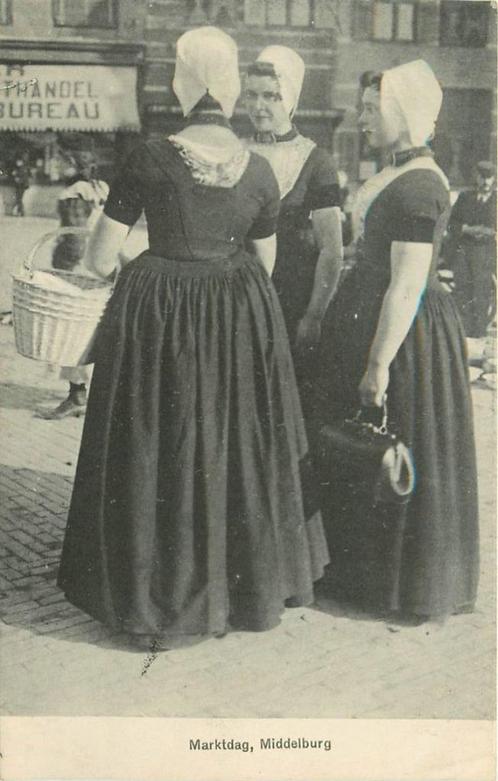 (701-215-001) Middelburg Marktdag, Verzamelen, Ansichtkaarten | Nederland, Zeeland, Verzenden