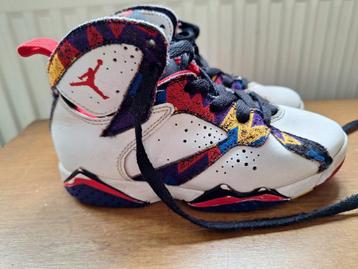 Air Jordan sneakers, maat 28.5 beschikbaar voor biedingen