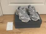 New Balance 9060 unisex - Grijs Wit Maat 40,5, New Balance, Wit, Nieuw, Ophalen of Verzenden