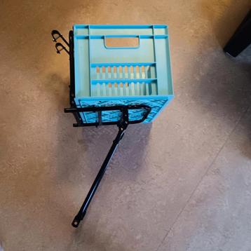 Fietskrat met drager beschikbaar voor biedingen