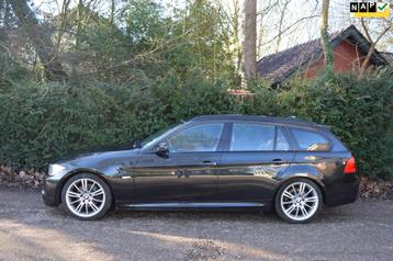 BMW 3-serie Touring 325i M Sport Edition Org NL/NAP/Panorama beschikbaar voor biedingen