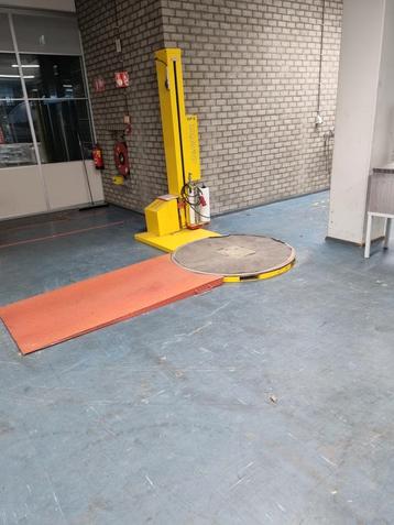 Wps de witt palletwikkelaar met rijplaat folie machine  beschikbaar voor biedingen
